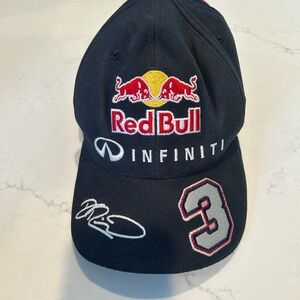 Red Bull Racing Cap with Daniel Ricciardo Signature